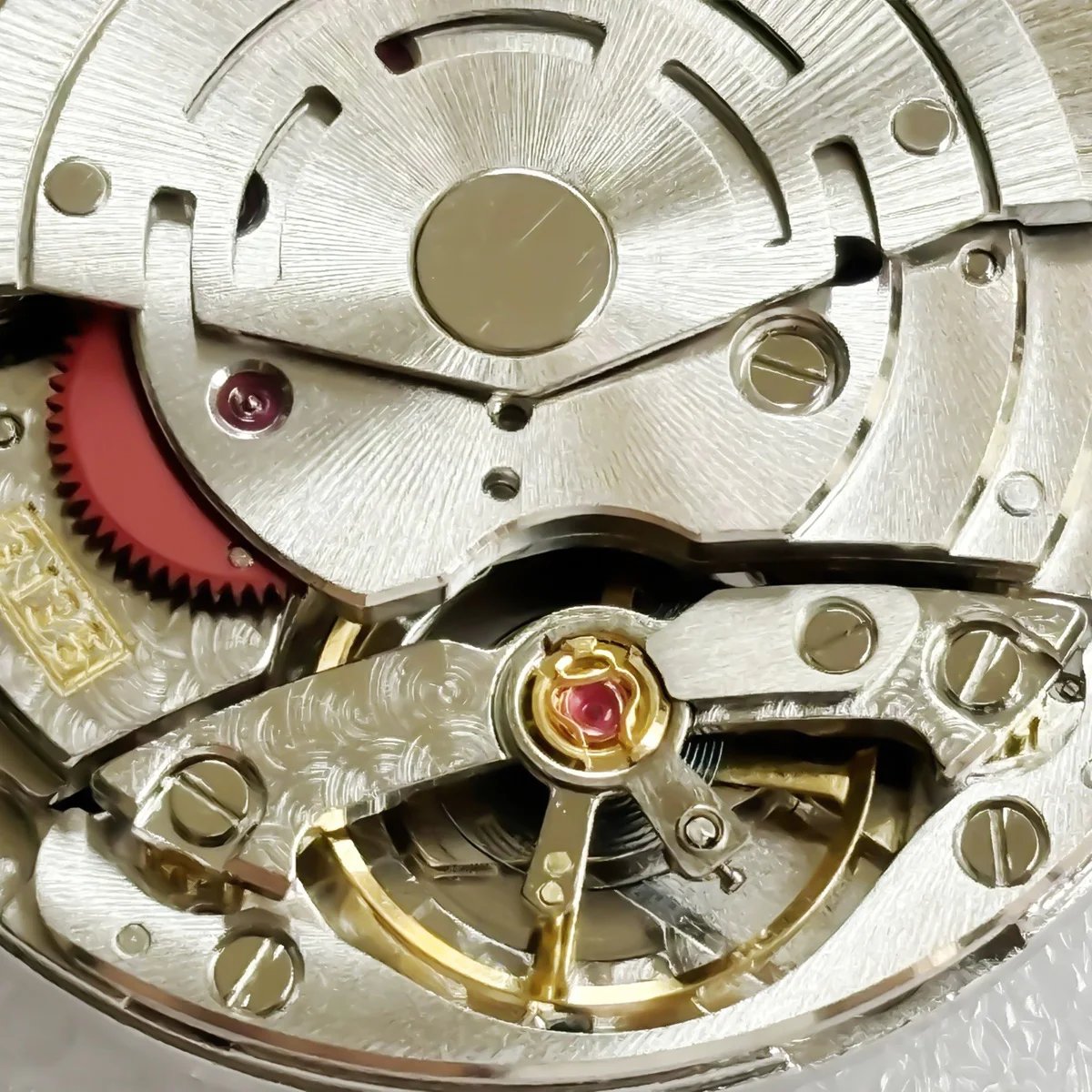 Dandong Super 3135 automatic m - đánh giá và giá Watch Winder Compact